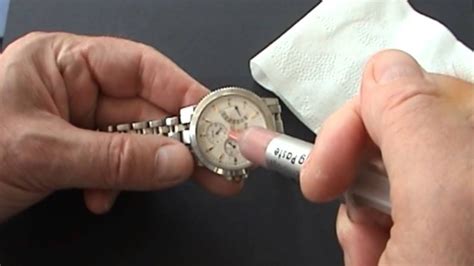 vetro rolex antigraffio|Come togliere i graffi dal vetro dell'orologio in modo semplice ed .